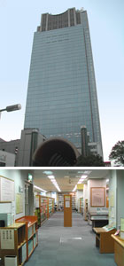 図書館の外観と館内の写真