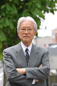 佐藤忠男