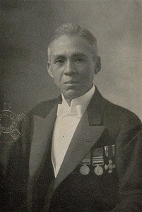 鈴木三郎助